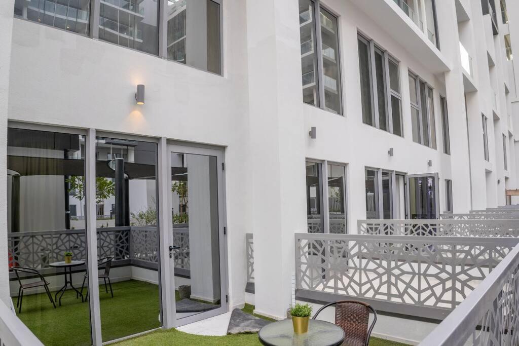Al QurayyahMasdar Mirage Oasis 2Br Duplex With Pool Access公寓 外观 照片